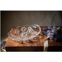 Servierplatte Aus Kristall, Oval Geschliffenes Glastablett, Vintage Konfektschale, Snack - Oder Olivenplatte von Grannysbox