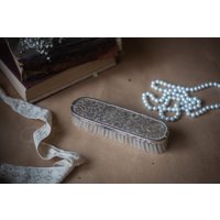 Silber Kleider Bürste, Schminktisch Waschtischgarnitur, Retro Kleidung Reinigung Silber Kleider Bürste, Schminktisch Waschtischgarnitur, Retro Kleidung Reinigung von Grannysbox