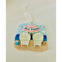 Beste Freunde Strand Stuhl Ornament von GrapevineOrnaments