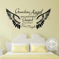 Schutzengel Schlafen Heute Nacht Schlafzimmer Wand Aufkleber Zitat Mit Engelsflügeln von GraphicsnTees