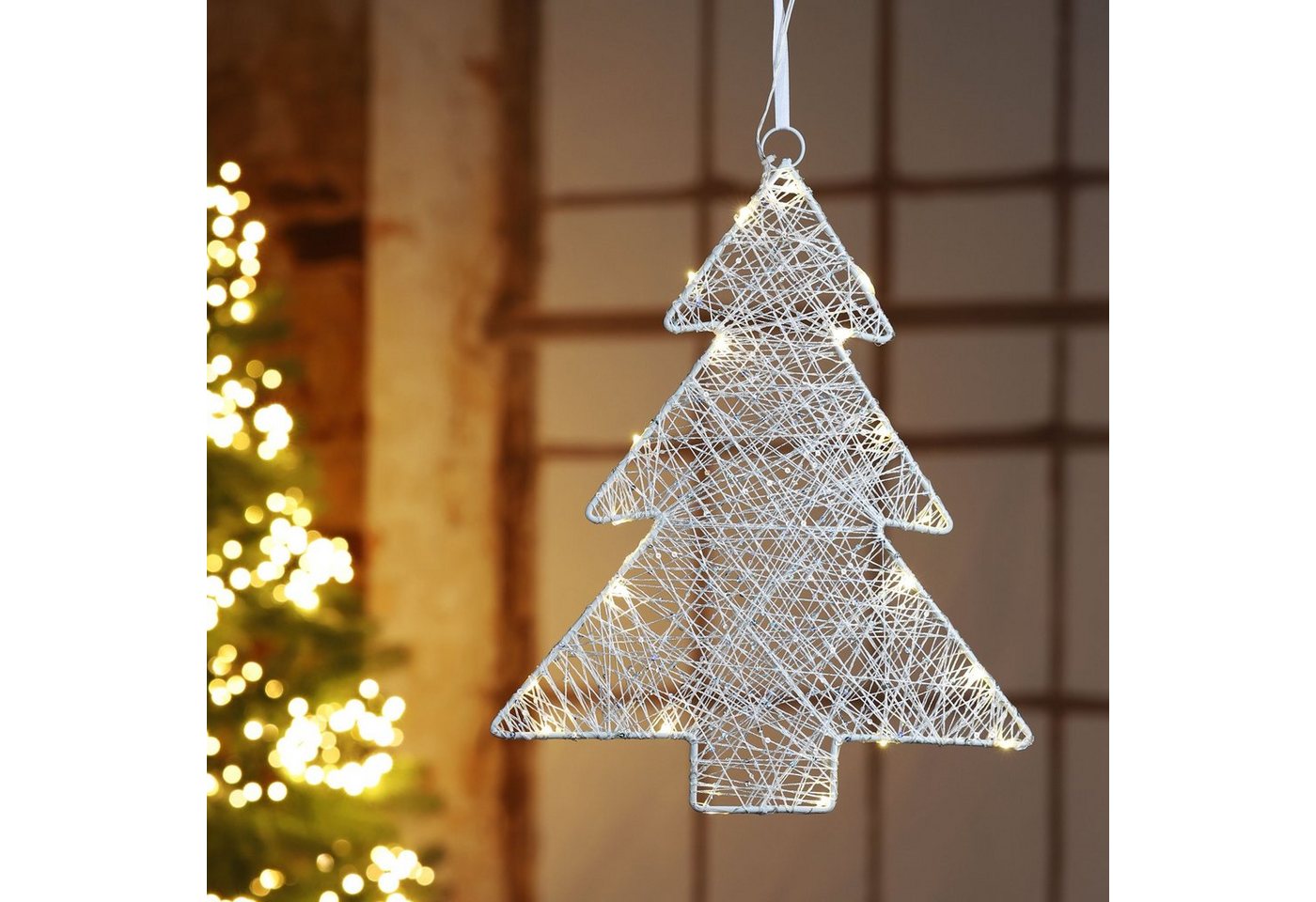 Gravidus Weihnachtsfigur Tannenbaum mit LEDs Weiß Metall schimmernd von Gravidus