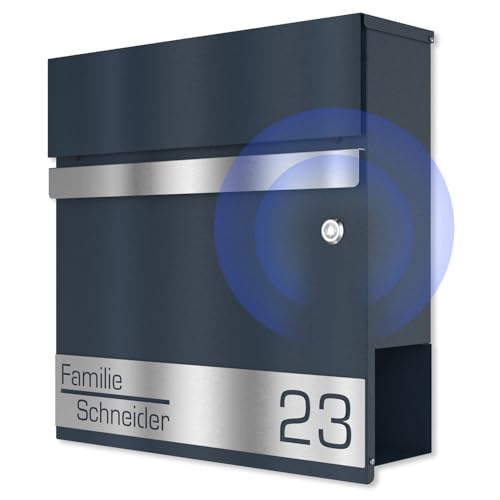 Graviers Design Briefkasten mit integrierter Funkklingel in Anthrazit RAL 7016 - Postkasten personalisiert Edelstahl Name Hausnummer Laserschnitt Gravur Wandbriefkasten mit Schloss von Graviers Design
