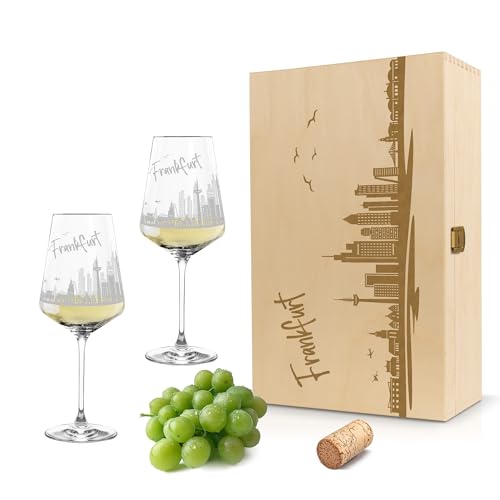 Gravur-Max Leonardo Weinglas inkl. Holzbox mit Gravur 2er-Set Skyline Frankfurt mit einer hochwertigen 360° Gravur Ihrer Stadt Weißweinglas Leonardo Puccini 560ml von Gravur-Max