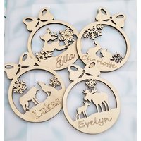 Weihnachtskugel Aus Holz, Laser Geschnitten, Weihnachtsbaumdekoration, Personalisierte Weihnachtsverzierung, Weihnachtsanhänger Graviert von GravurGass
