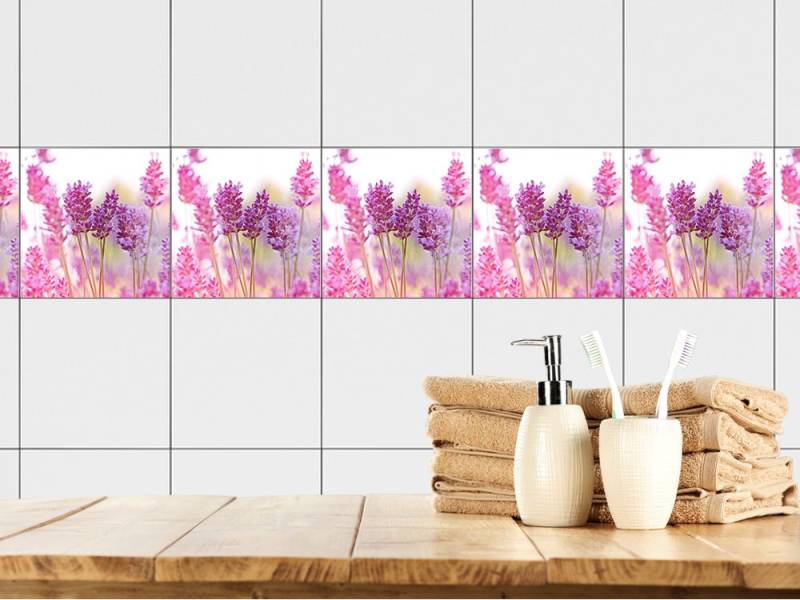 Fliesenaufkleber Set Lavendel Blume rosa Feld von Graz Design