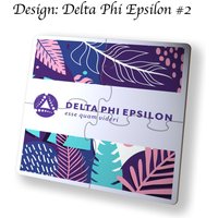 Delta Phi Epsilon Getränke Puzzle Untersetzer Quadrat | Set Von 4 von GreekLifeStore