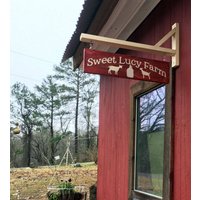 Personalisiertes Schild Mit Halterung | Ihr Eigener Personalisierter Bauernhof, Hühnerstall, Eier Usw. Geschenk Für Hobby Farmer Personalisiertes Schild Mit Halterung | Ihr Eigener Personalisierter Bauernhof, Hühnerstall, Eier Usw. Geschenk Für Hobby Farmer von GreenChickens