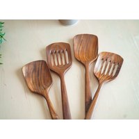 Hölzerner Breiter Pfannenwender Und Geschlitzter Pfannenwender, Kochutensil, Breites Geschlitztes Kochutensil Hölzerner Breiter Pfannenwender Und Geschlitzter Pfannenwender, Kochutensil, Breites Geschlitztes Kochutensil von GreenOliveGoods