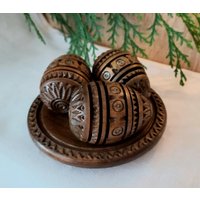 Set Pysankas Holz Ostereier Auf Teller Bemalt Für Ein Dekor Ukraine Pysanka Ukrainisch Pysanky von GreenSpringSprout