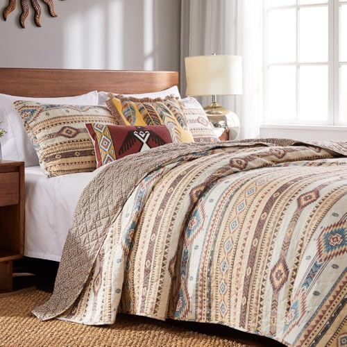 Barefoot Bungalow Phoenix Quilt Set, Twin, Tan von Greenland Home Fashions