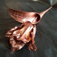 Kupfer Geriffelte Tulpe Papageientulpe, Steampunk Kupferblume Jahrestag 7., 9., Hochzeitstag Frau Geschenk, Valentines Blume von GreenleafArtworks