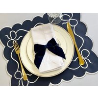 Navy Blue Lace Scalloped Tischset von GreenleafhomeShop