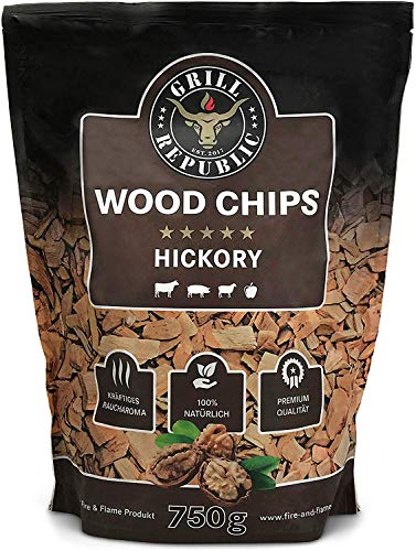 Premium Hickory Räucherchips für optimales Raucharoma beim Grillen | 100% Natürliches Smoker-Holz geeignet für Kugel-, Stand- und Gas-Grill | Extra große 750 Räucherchips Testsieger von Grill Republic