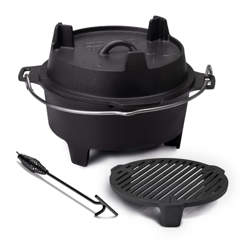 Grillfürst Dutch Oven Set ca. 12 Liter - stabil stehender Feuertopf durch spezielle T-Füße, hitzebeständiger Gusseisen Topf, Deckel als Pfanne nutzbar, DO 12 inkl. Deckelheber und Feuerrost von Grillfürst