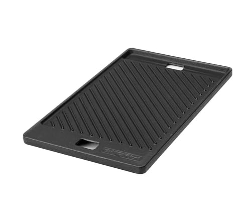 Grillfürst Universal Gusseisenplatte Grill 44,2 x 26,4 cm - massive Gusseisen Grillplatte mit großen Griffen, Gussplatte beidseitig verwendbar, geeignet für die Weber Spirit 200er Serie von Grillfürst