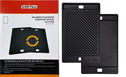 Grillfürst Universal Gusseisenplatte Grill 44,2 x 30,7 cm - Massive Gusseisen Grillplatte mit großen Griffen, Gussplatte beidseitig verwendbar, geeignet für die Weber Spirit 300er Serie von Grillfürst