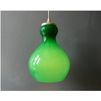 1970Er Jahre Grüne Space Age Glastropfen Pendelleuchte/1970Er Glasdeckenleuchte 1970Er Jahre Grüne Space Age Glastropfen Pendelleuchte/1970Er Glasdeckenleuchte von GrisSourisBrocante