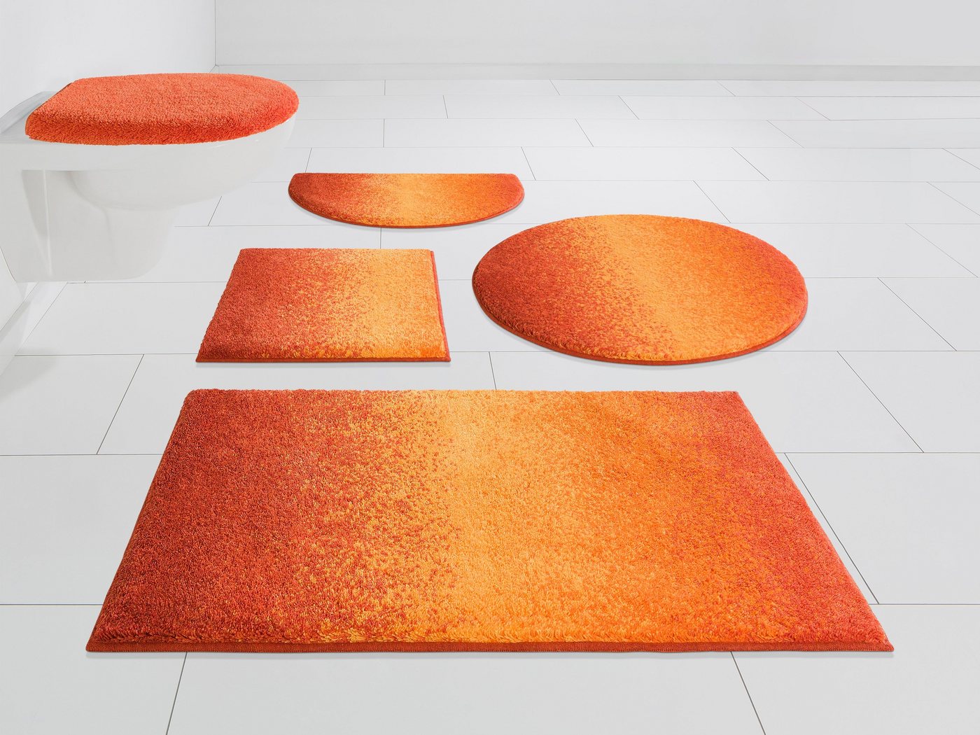 Grund Badematte Mistral, Höhe 20 mm, rutschhemmend beschichtet, fußbodenheizungsgeeignet, Kunstfaser, halbrund, meliertes Design, Ombré-Look, auch als 3 teiliges Set, Made in Europe Grund Badematte Mistral, Höhe 20 mm, rutschhemmend beschichtet, fußbodenheizungsgeeignet, Kunstfaser, halbrund, meliertes Design, Ombré-Look, auch als 3 teiliges Set, Made in Europe von Grund