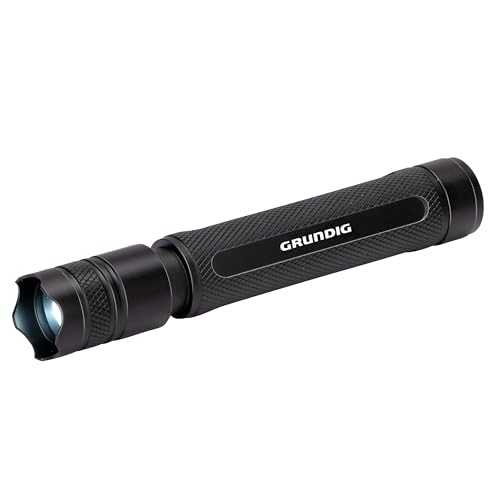 Grundig LED Taschenlampe 110 Lumen - 3W - 100m Reichweite - 3 Beleuchtungsmodi: Hoch, Niedrig, Pulsierend - Schwarz Grundig LED Taschenlampe 110 Lumen - 3W - 100m Reichweite - 3 Beleuchtungsmodi: Hoch, Niedrig, Pulsierend - Schwarz von Grundig