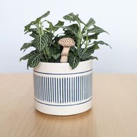 Süßer Pilz Pflanzen Freund - Zimmerpflanze Accessoire Dekoration Geschenk Für Pflanzenliebhaber Und Gärtner Buddy von GrunwaldGoods