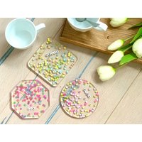 Bunte Untersetzer Für Kinder Mit Namensperlen, Personalisierte Glasuntersetzer Als Mitbringsel, Ostergeschenk, Osternest von GuCaManufaktur