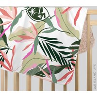 Guam White Birds Of Paradise Sherpa Babydecke von GuamDesigns