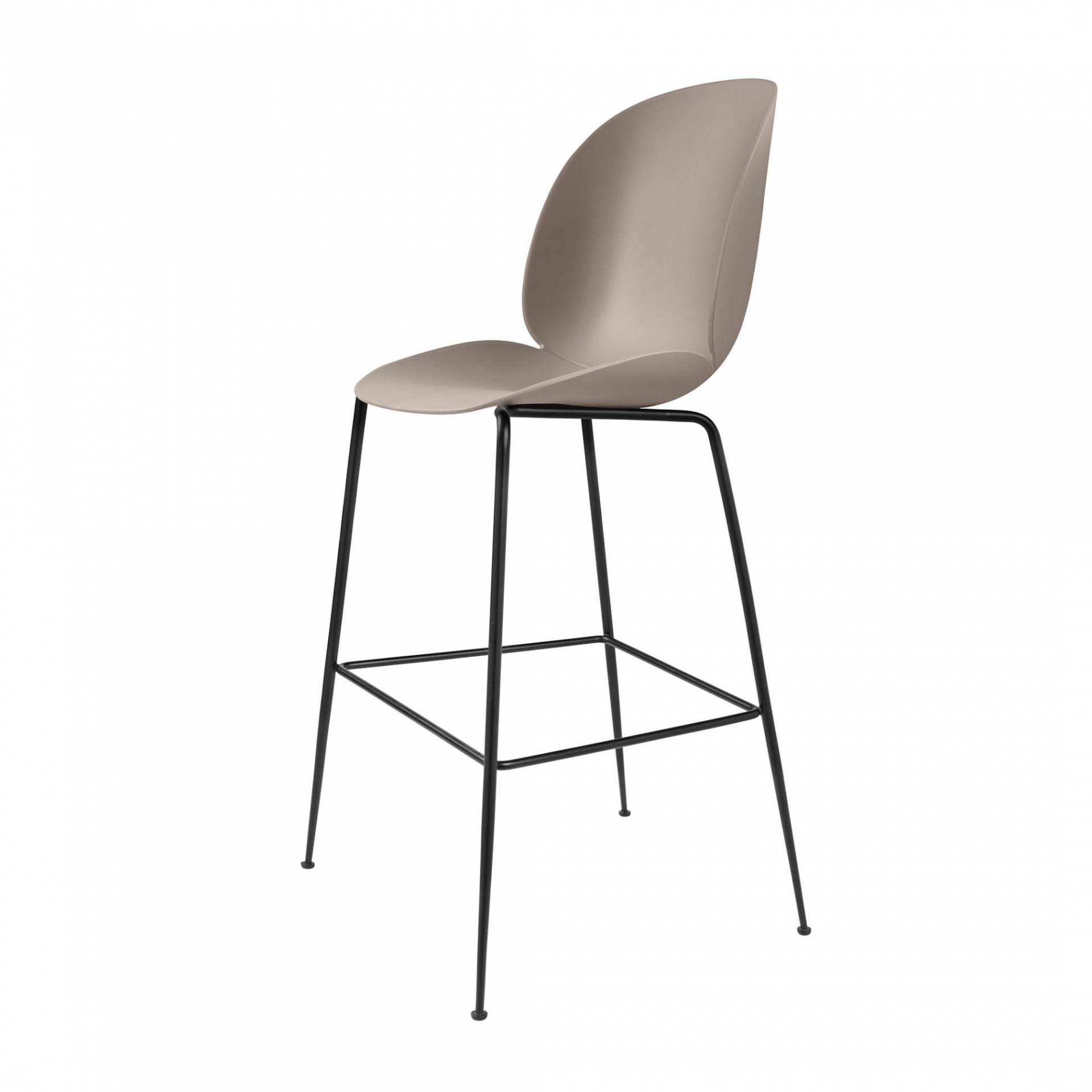 Gubi - Beetle Bar Chair Barhocker Schwarz 118cm - neues beige/Sitz Polypropylen-Kunststoff/BxHxT 56x118x58cm/Gestell schwarz/Kunststoffgleiter von Gubi