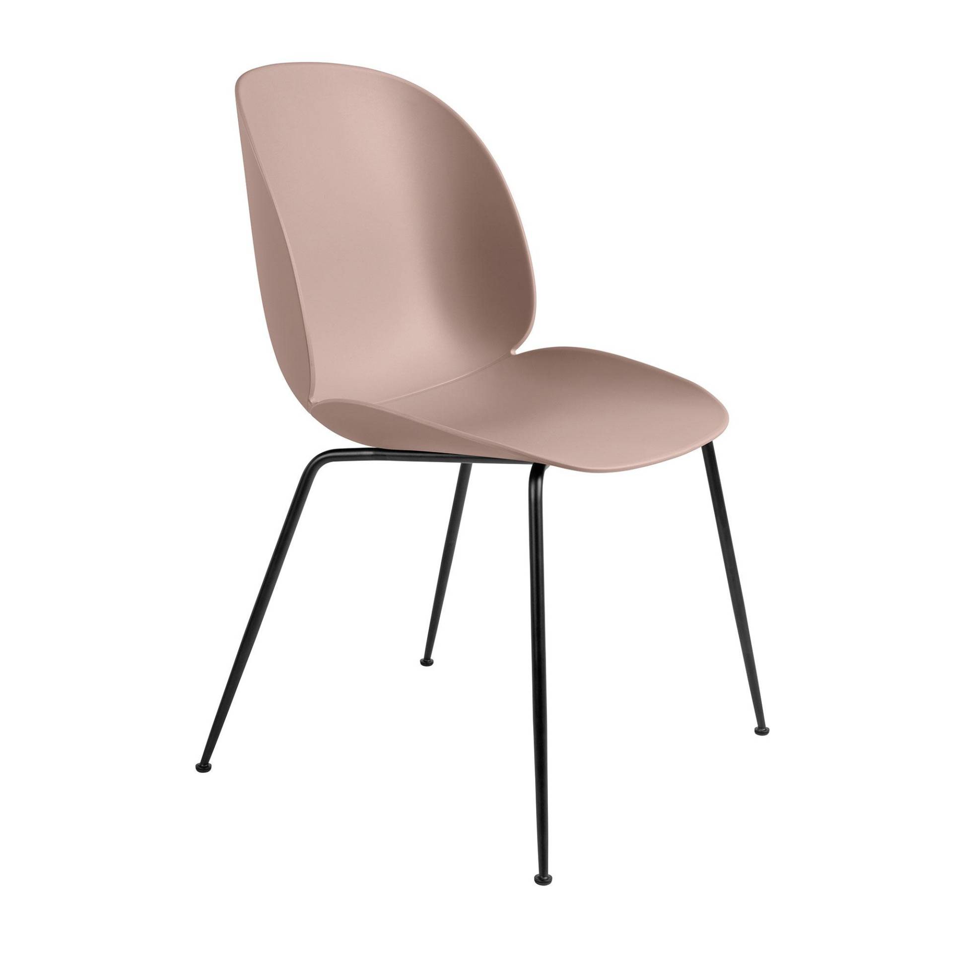 Gubi - Beetle Stuhl Gestell schwarz - süßes pink/Sitzschale Polypropylen/BxHxT 56x87x58cm/mit Kunststoffgleiter/Gestell Stahl schwarz matt von Gubi