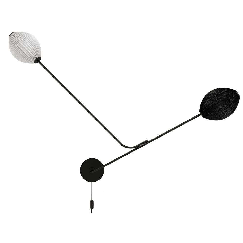 GUBI - Satellite Wandleuchte Black/White von GUBI