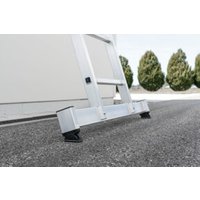 MUNK Aluminium-Schiebeleiter dreiteilig mit nivello ® -Traverse von MUNK