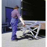 Günzburger Steigtechnik MUNK 50012 Aluminium Treppe fahrbar Arbeitshöhe (max.): 2.6m Silber 20kg von MUNK Günzburger Steigtechnik