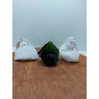 3 Stück // 850 Gramm Raue Andara Kristalle Mix 2 Farben Dunkelgrün & Weiß Klare Milch Monoatomisch Für Die Meditation von GunsAndaraCrystal