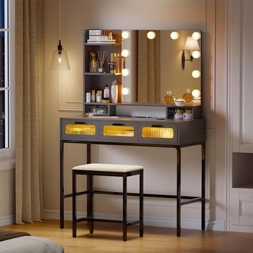 Gurexl Schminktisch mit Spiegel, LED Grau Schminktisch mit Hocker Beleuchtung 3 Schubladen Glasplatte, Haartrocknerständer USB Type-C für Wohnzimmer Mädchen Grau von Gurexl