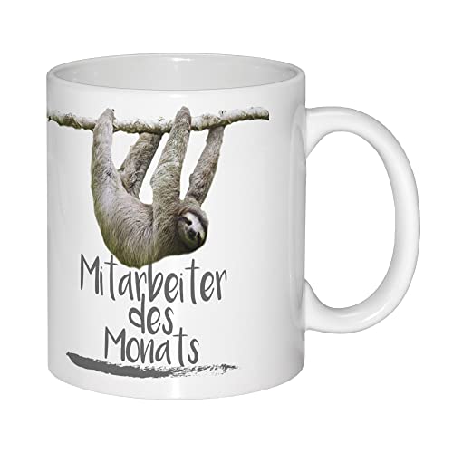 Faultier Tasse mit Spruch Mitarbeiter des Monats - Faultier Geschenk Kaffeetasse aus Keramik Becher 330ml Teetasse Spülmaschinengeeignet von Guten-Morgen-Becher