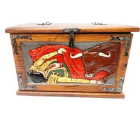 Mid-Century Handgeschnitzte Holz Matador Truhe/Große Box von GypsyTradingPost