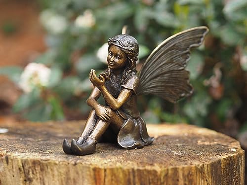 H. Packmor GmbH Bronzefigur sitzende Elfe Fee Schmetterling Fabelwesen Fantasy Gartenfigur Deko - 16x12x10 von H. Packmor GmbH