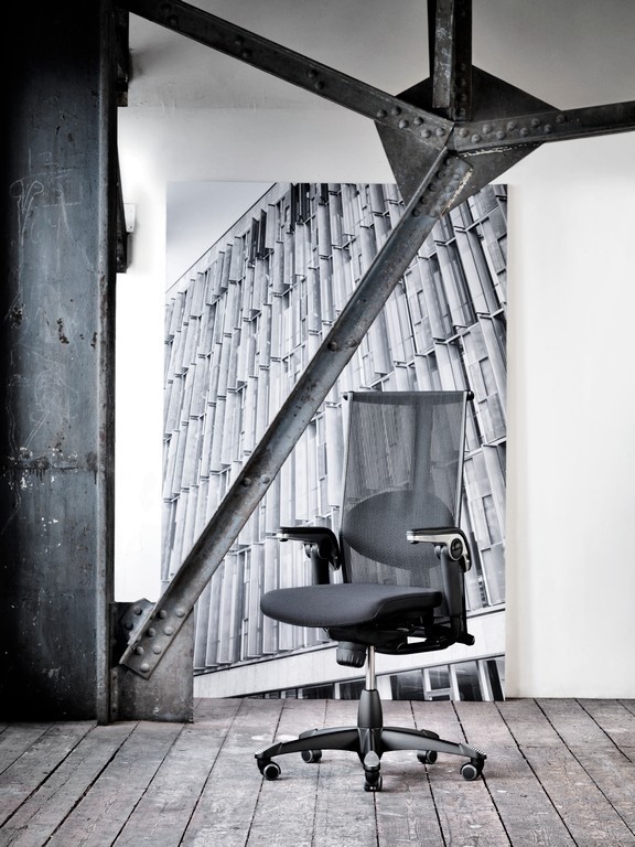 HÅG Executive Inspiration Chefsessel 9221/9231 mit Netzrücken und optionaler Kopfstütze von HÅG