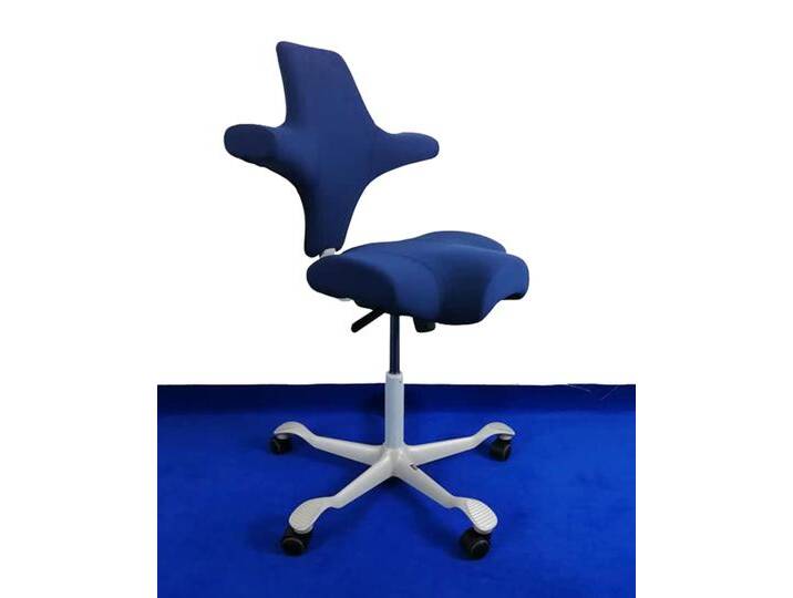 Sattelstuhl Bürostuhl Flokk HAG Capisco 8106 Select SE 66071 dunkelblau Top Vor-Ort-Artikel von HAG