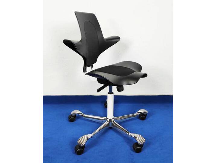 Sattelstuhl Bürostuhl Flokk HAG Capisco Puls 8010 Xtreme 009 schwarz weiss Alu poliert Top Vor-Ort-Artikel von HAG