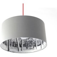Pendellampe Oder Deckenlampe, Wald Mit Rotem Kabel Pendellampe Oder Deckenlampe, Wald Mit Rotem Kabel von HALBEINS