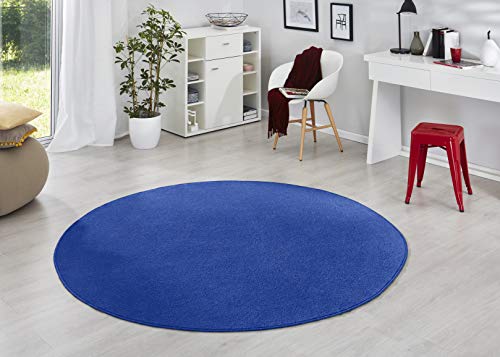 Hanse Home Teppich Fancy Rund – Wohnzimmerteppich einfarbig Modern Velours Teppich für Esszimmer, Wohnzimmer, Kinderzimmer, Flur, Schlafzimmer, Küche – Blau, Ø133cm von Hanse Home