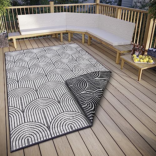 Hanse Home Pangli Outdoor Teppich Wetterfest – Wendeteppich Skandinavischer Boho Style Wasserfest Einfarbig Geometrisch 3D-Effekt für Garten, Balkon, Terrasse, Wohnzimmer – Schwarz, 80x150cm von Hanse Home