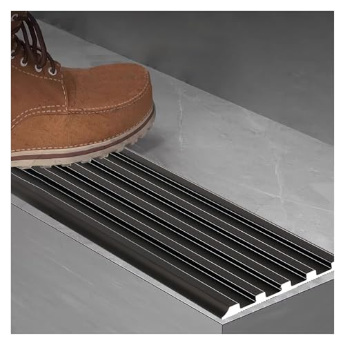 1 Stück Treppenkantenschutz aus Aluminiumlegierung mit hoher Traktion – rutschfeste Treppenleisten for Sicherheit und Stil(Black,L 300cm/300mm/9.8ft) von HAOJZE