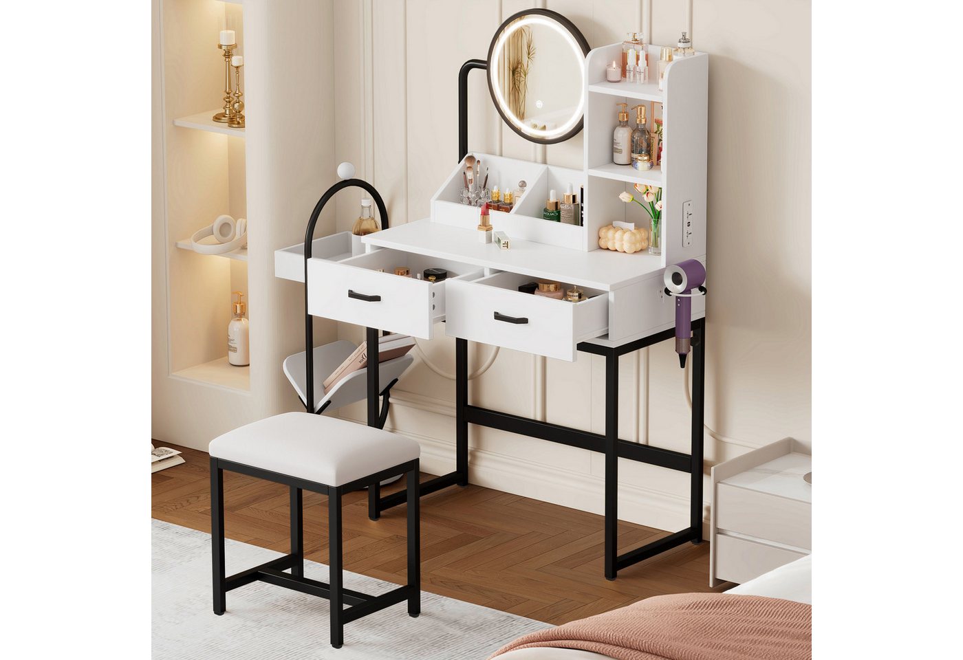 HAUSS SPOLE Schminktisch mit drehbarem LED-Spiegel,Frisiertisch weiß mit Hocker und Steckdosen (Moderner Schminktisch mit LED-Beleuchtung, drehbarem Spiegel & Steckdosen – Inklusive Hocker & goldenen/schwarzen Metallbeinen – 2 Schubladen + 2 offene Ablageflächen., B80D40/H138.5 cm) HAUSS SPOLE Schminktisch mit drehbarem LED-Spiegel,Frisiertisch weiß mit Hocker und Steckdosen (Moderner Schminktisch mit LED-Beleuchtung, drehbarem Spiegel & Steckdosen – Inklusive Hocker & goldenen/schwarzen Metallbeinen – 2 Schubladen + 2 offene Ablageflächen., B80D40/H138.5 cm) von HAUSS SPOLE