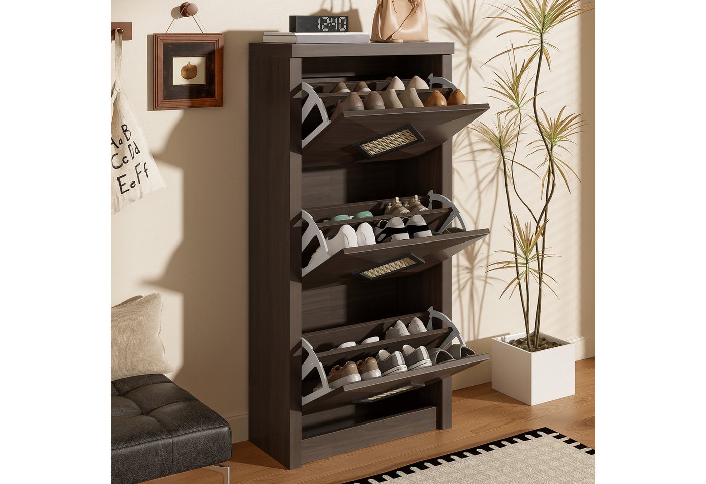 HAUSS SPOLE Schuhschrank Vintage Schuhschrank Schuhkipper Flurschrank mit Rattan-Dekor HAUSS SPOLE Schuhschrank Vintage Schuhschrank Schuhkipper Flurschrank mit Rattan-Dekor von HAUSS SPOLE