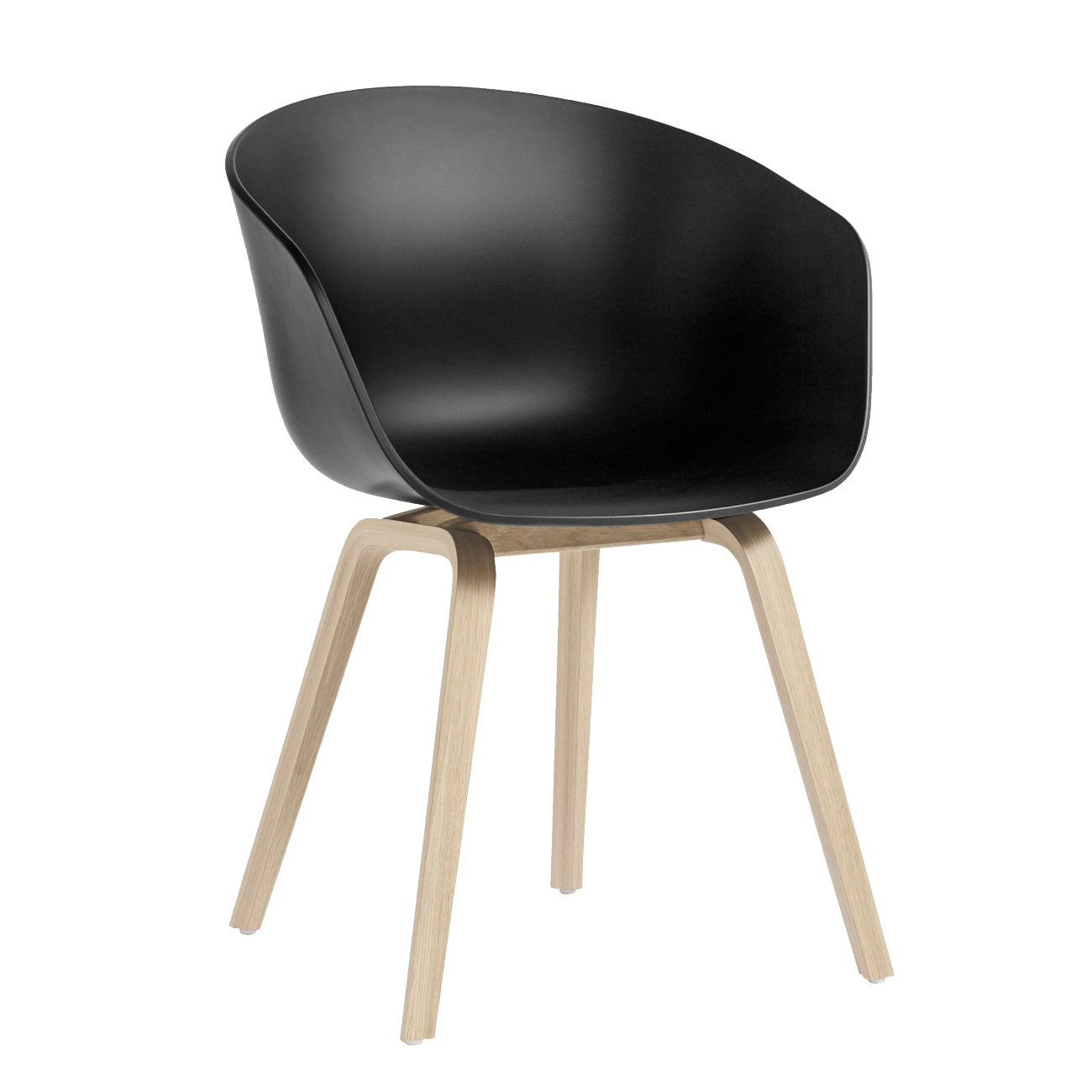 HAY - About a Chair AAC 22 2.0 Armlehnstuhl Eiche geseift - schwarz/Sitzschale Polypropylen recycelt/Gestell Eiche geseift/mit Kunststoffgleitern von HAY