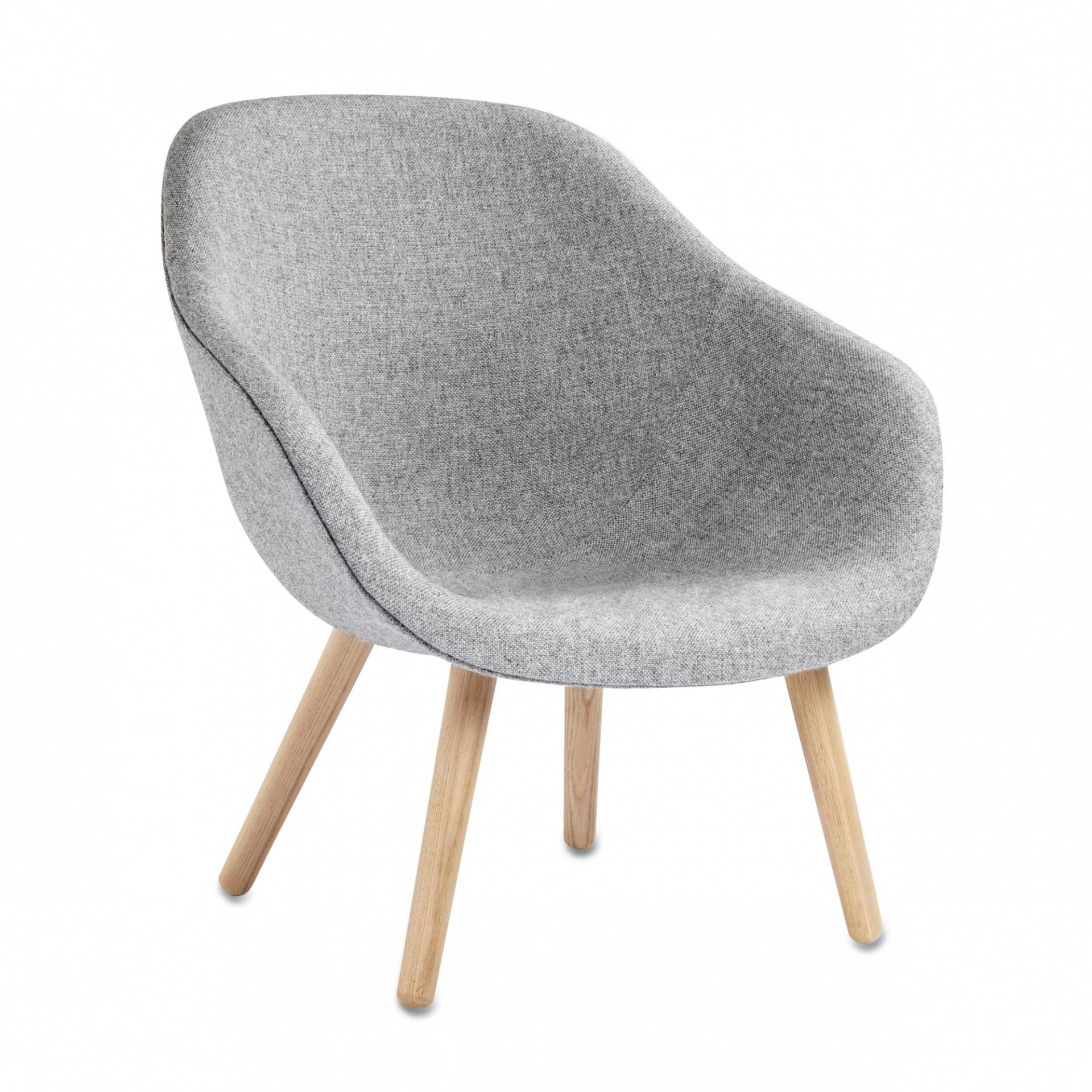 HAY - About a Lounge Chair AAL 82 Sessel - hellgrau/Stoff Hallingdal 130/Sitzschale Eiche wasserbasiert lackiert/mit Kunststoffgleitern von HAY