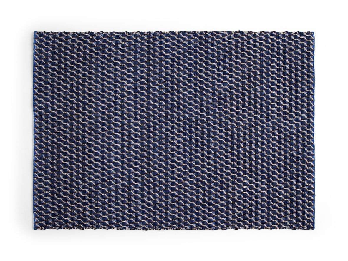 HAY - Channel Rug 170x240 Blue/White HAY von HAY