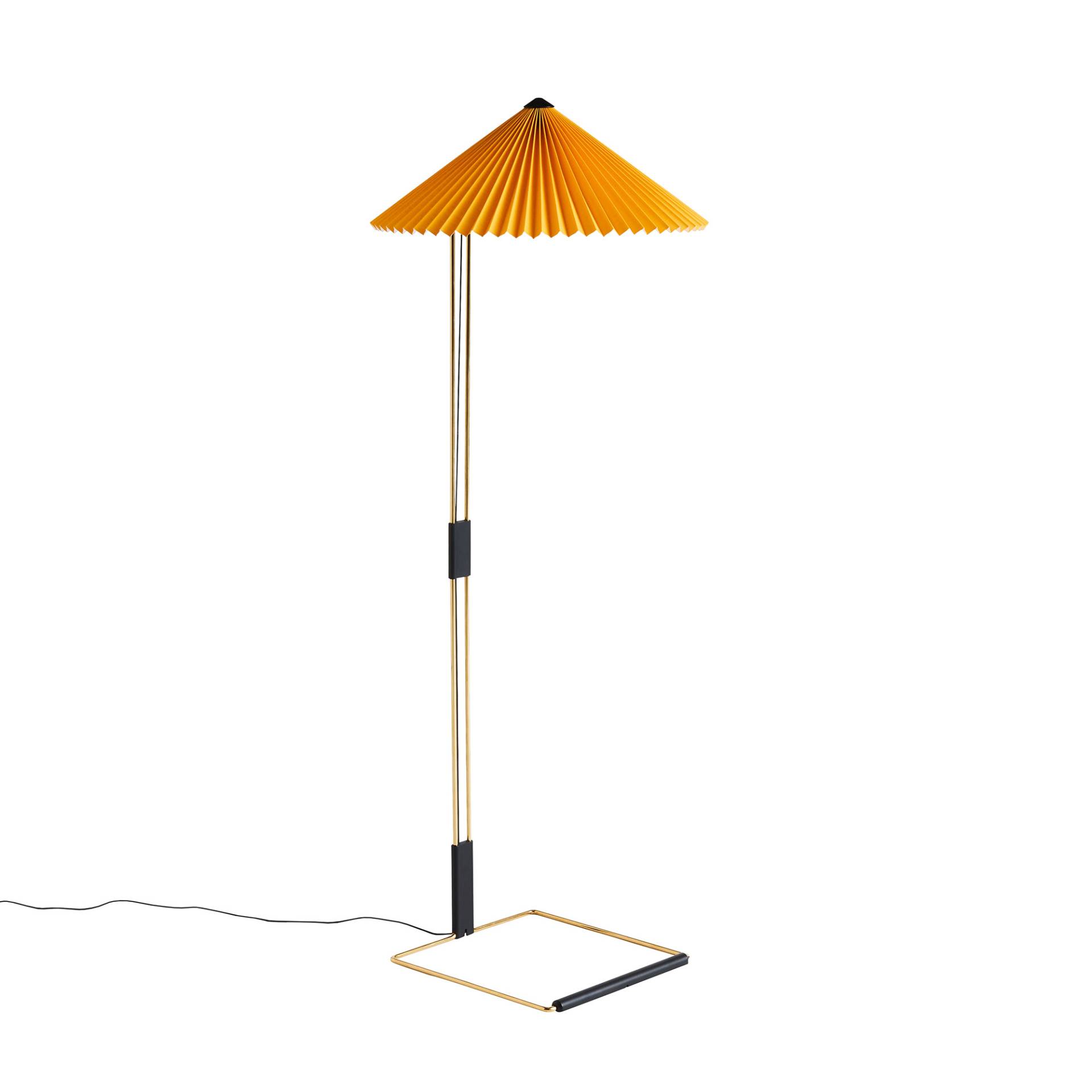 HAY - Matin LED Stehleuchte - gelb/Schirm PVC mit Baumwolle/Gestell Stahldraht mit Messingveredelung/12W LED/ 2600K / 420lm/ CRI 84/ mit Stufendimmer von HAY