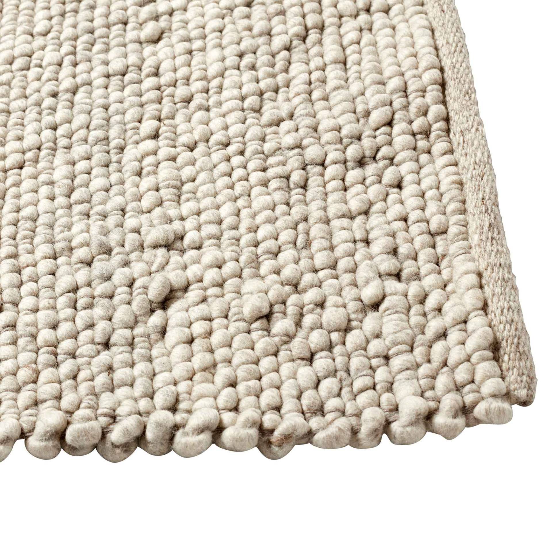 HAY - Peas Random Teppich 240x170cm - soft grau /LxB 240x170cm von HAY